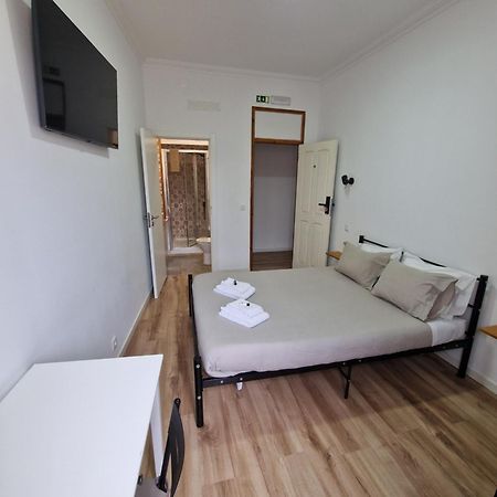 Wolley - Peniche Guesthouse Eksteriør billede