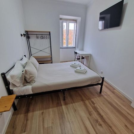 Wolley - Peniche Guesthouse Eksteriør billede